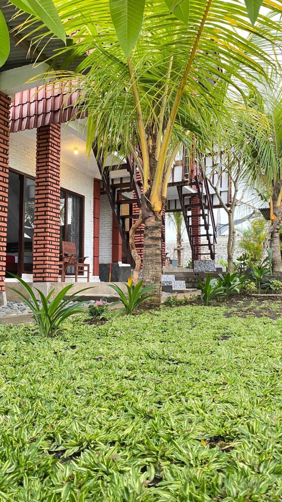 Alen'S Stay&Surf Airsatang Exterior photo